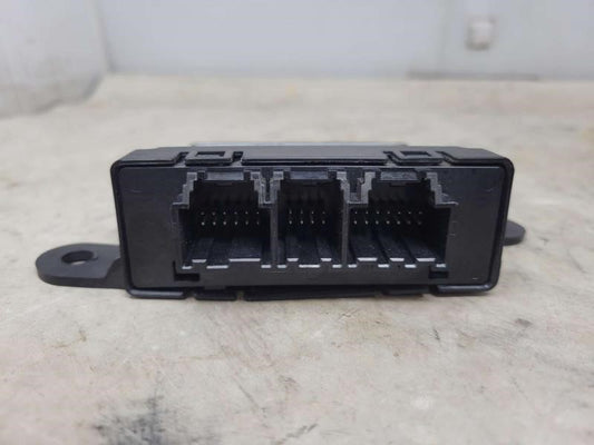 2020 SIERRA150 84683118 PARK ASSIST MODULE UD5 106 - image 2