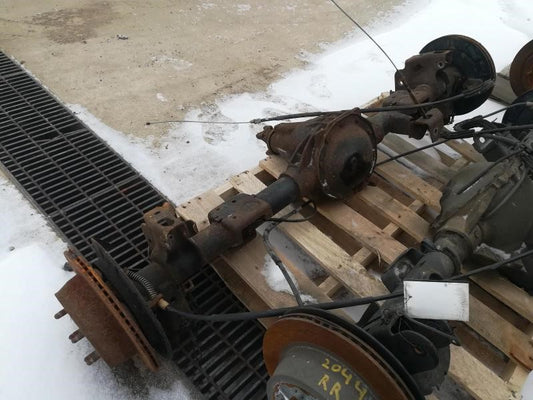 2008 ESCALADE REAR AXLE, 3.42 GU6, 88,956 MILES 1082 - image 2