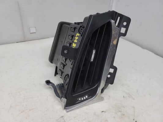 2018 ESCALAESV LH OUTER DASH VENT 22946837 1581 - image 2