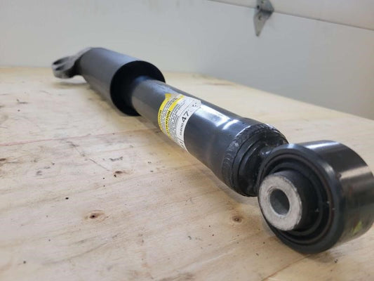 2017 CAMARO RH PASSENGER REAR SHOCK ABSORBER 84084730 15 - image 2