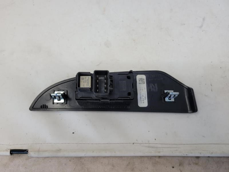 2013 YUKON RH REAR WINDOW SWITCH, DENALI TRIM 1874 - image 7