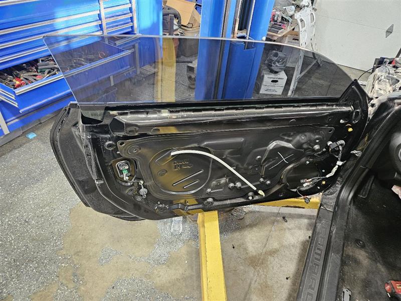 2018 CAMARO LH DOOR BLACK MEET KETTLE 1 TINYDING 24134 - image 20