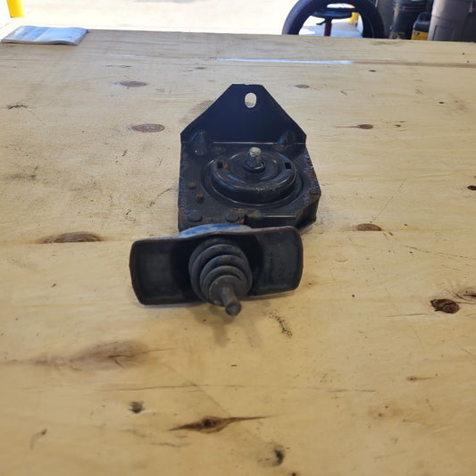 2018 SILVRDO15 OEM SPARE WHEEL CARRIER HOIST 44K 24771 - image 2