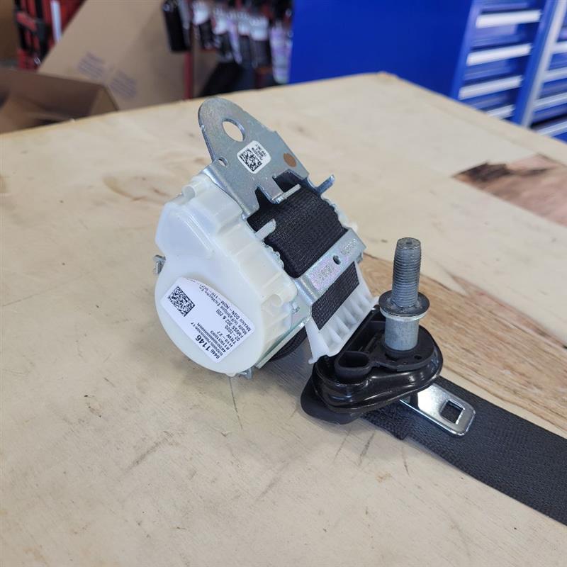 2020 ESCALAESV RH 2ND ROW SEAT BELT RETRACTOR BLACK 24942 - image 13