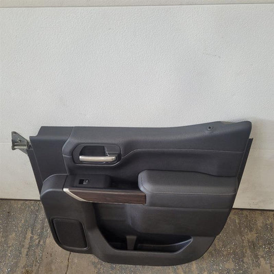 2019 SIERRA150 RH CREW CAB REAR DOOR TRIM PANEL 25360 - image 2