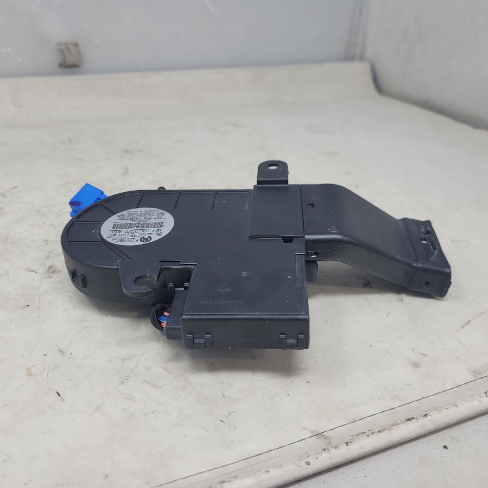 2012 ESCALADE LH BOTTOM SEAT BLOWER MOTOR 26206 - image 10