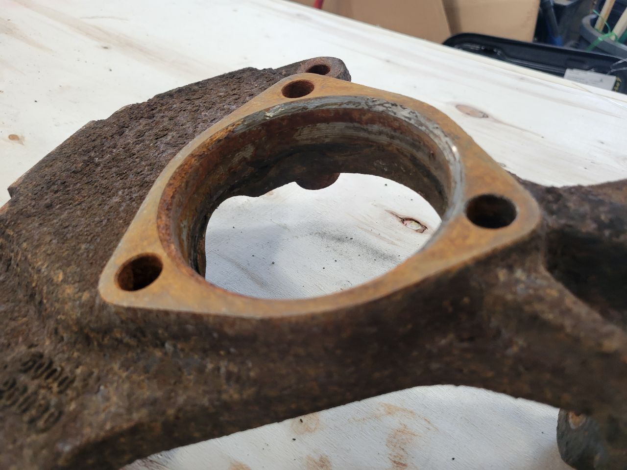 2012 ESCALADE RH PASSENGER FRONT SPINDLE 26287 - image 10
