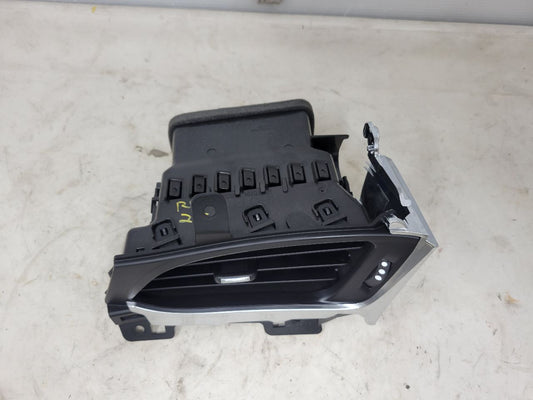2016 ESCALADE RH PASSENGER OUTER VENT 22946836 26408 - image 2