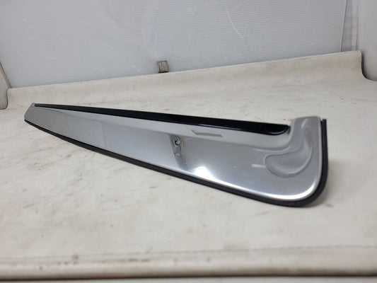 2016 ESCALADE RH PASSENGER CHROME C PILLAR TRIM 26453 - image 2