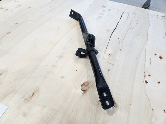 2018 CAMARO LH STRUT TOWER BRACE 84217582 26596 - image 2