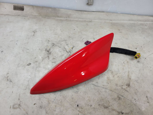 2018 CAMARO SHARK FIN ANTENNA 23269281 RED 26970 - image 2