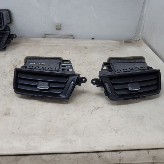 2017 SILVRDO15 SET OF 4 DASH VENTS 27106 - image 2