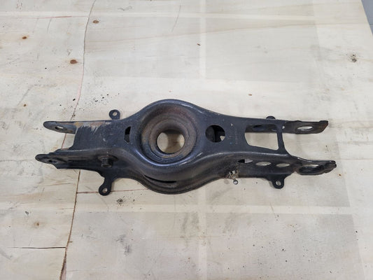 2022 CAMARO LH DRIVER LOWER CONTROL ARM 84382226 27205 - image 2