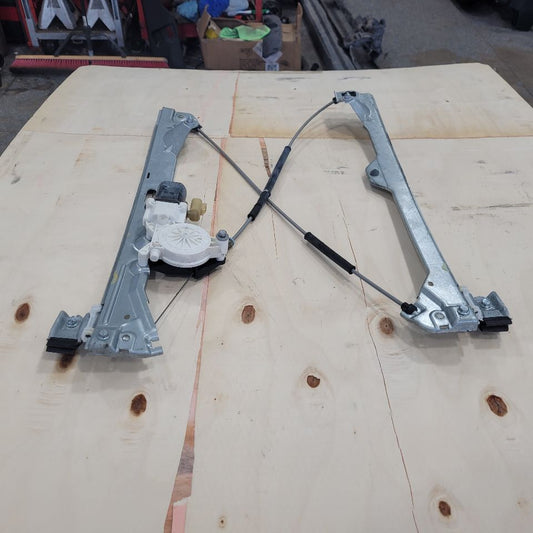 2009 ESCALAESV LH REAR WINDOW REGULATOR & MOTOR 27497 - image 2
