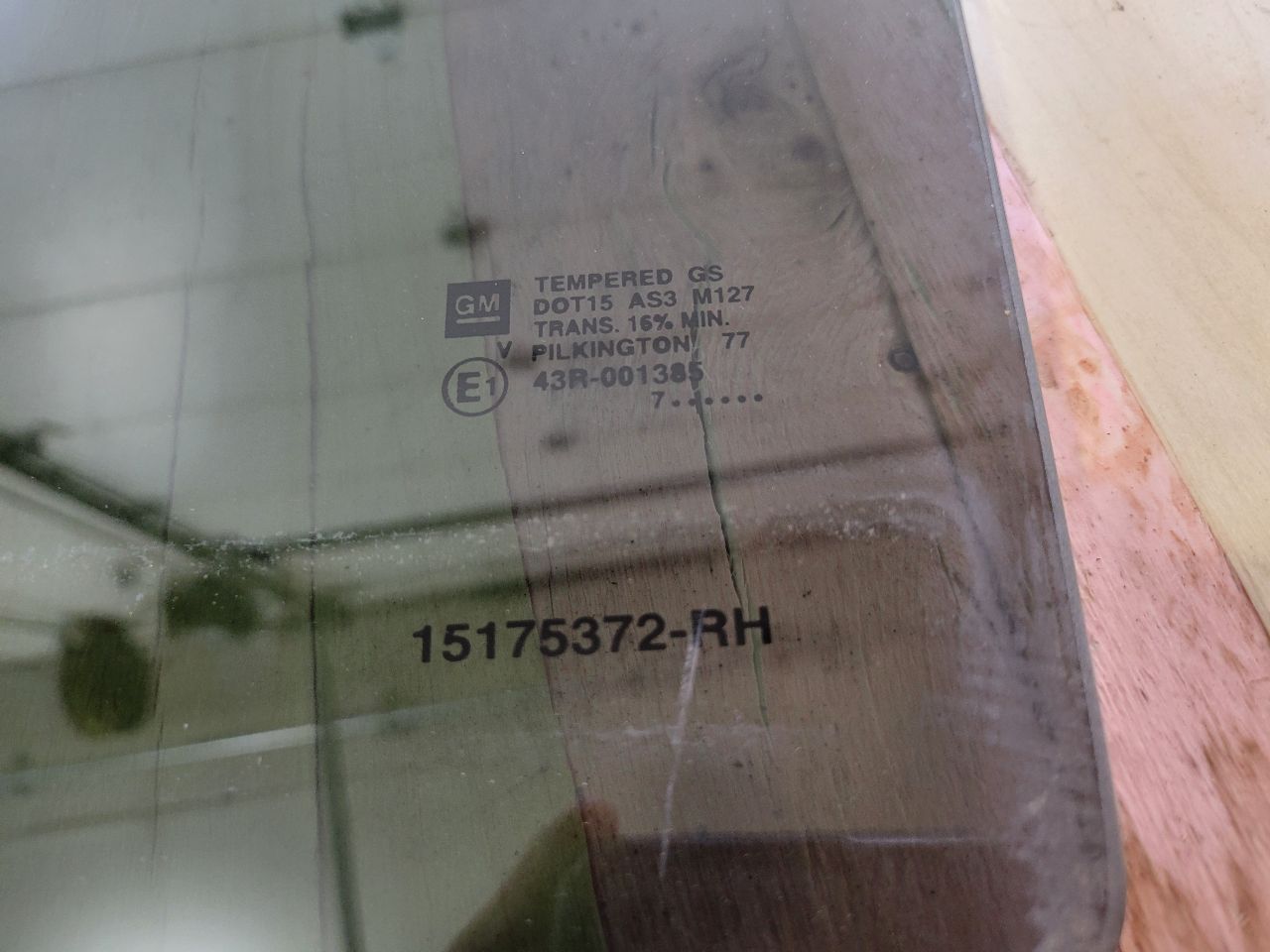2008 YUKONXL15 RH PASSENGER REAR DOOR GLASS 27554 - image 11