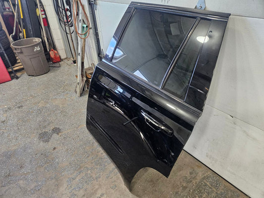 2017 ESCALADE LH REAR DOOR BLACK SMALL DING 5PO 27737 - image 2