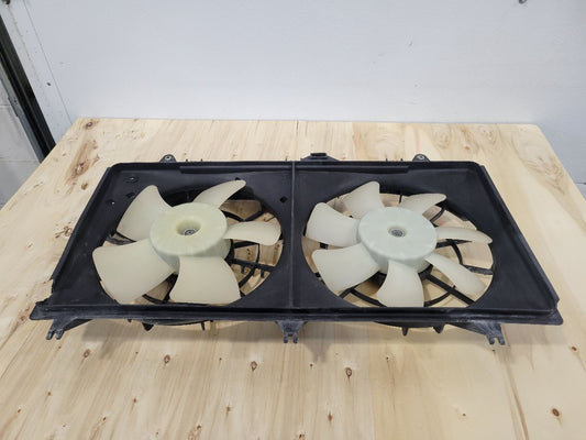 2014 CAMARO RADIATOR COOLING FANS - CRACK ON SID 28253 - image 2