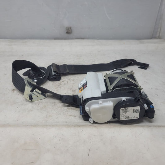 2019 ESCALADE RH SEATBELT RETRACTOR BLACK 84461038 28294 - image 2