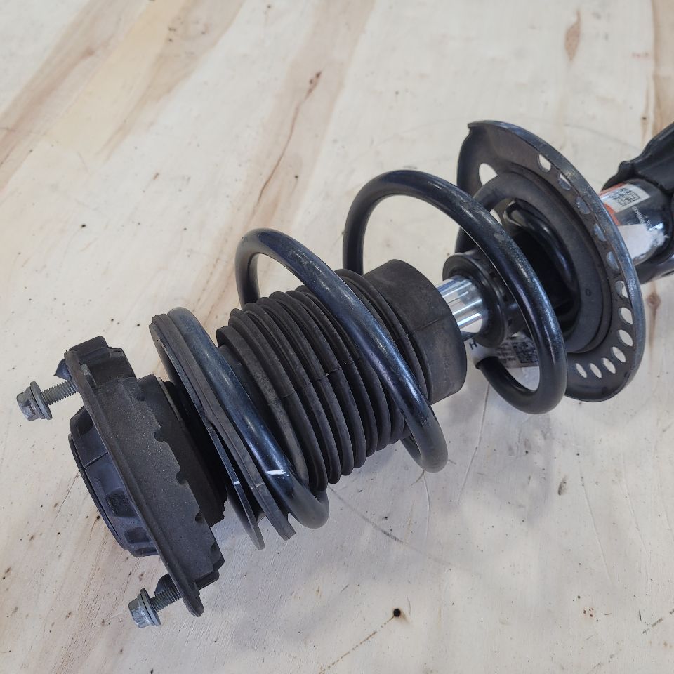 2020 CAMARO RH MAGNERIDE STRUT 49K 84421288 28615 - image 5