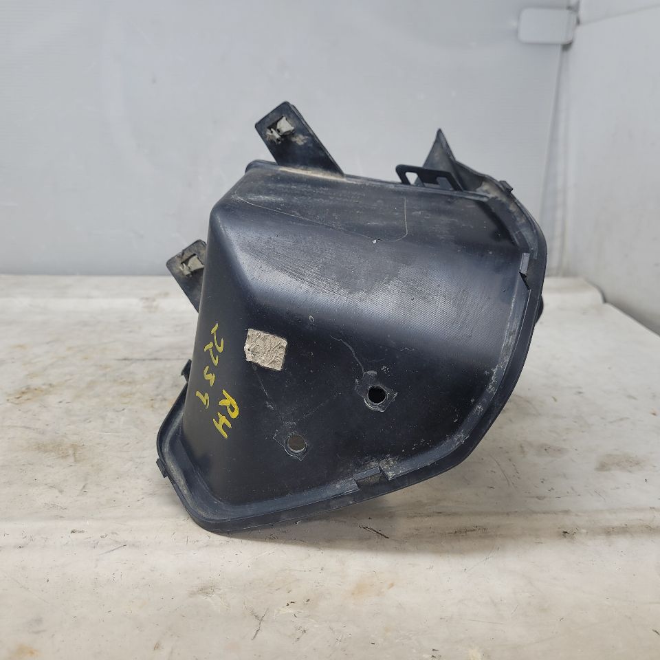 2023 SIERDEN15 RH REAR BUMPER STEP POCKET & TRIM 29114 - image 6