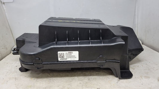2019 ESCALADE CENTER CONSOLE BOSE SUBWOOFER 29225 - image 2