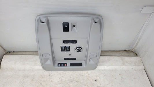 2019 ESCALADE OVERHEAD CONSOLE WITH SUNROOF 29231 - image 2
