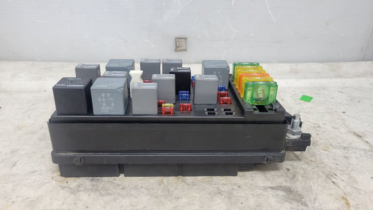2000 CORVETTE ENGINE FUSE BOX 15329394 29454 - image 2