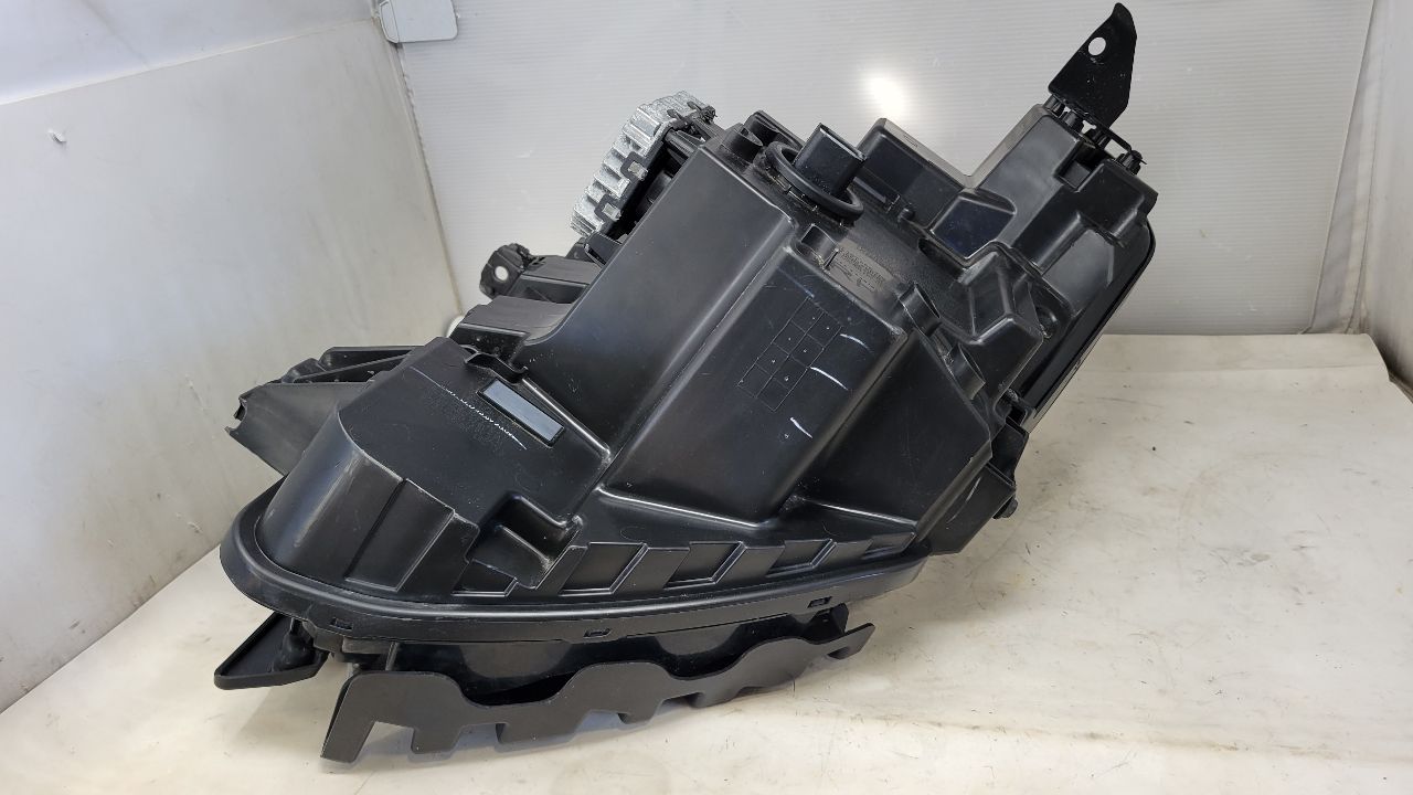 2023 SIERRA RH HEADLIGHT 2 TABS REPAIRED 29581 - image 1