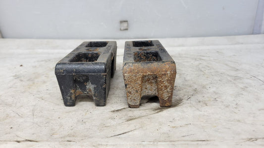 2022 SILVRDO15 OEM 2" LEAF SPRING BLOCKS AT4 PAIR 29923 - image 2