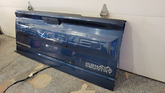 2019 SILVRDO15 TAILGATE BLUE GA0 QT6 UV2 PARK DING 30414 - image 2