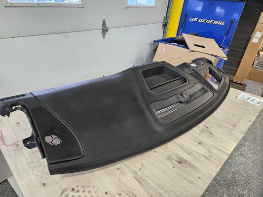 2020 SILVRDO15 BLACK DASH PANEL W/HUD CUTOUT & BAG 31125 - image 2