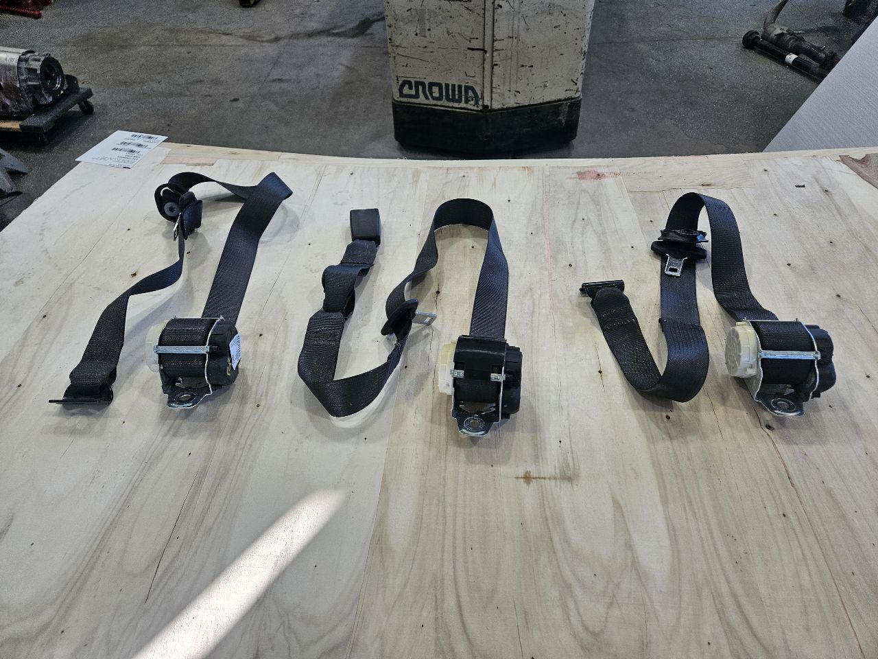 2022 SILVRDO15 REAR SEATBELTS BLACK SET OF 3 31183 - image 14
