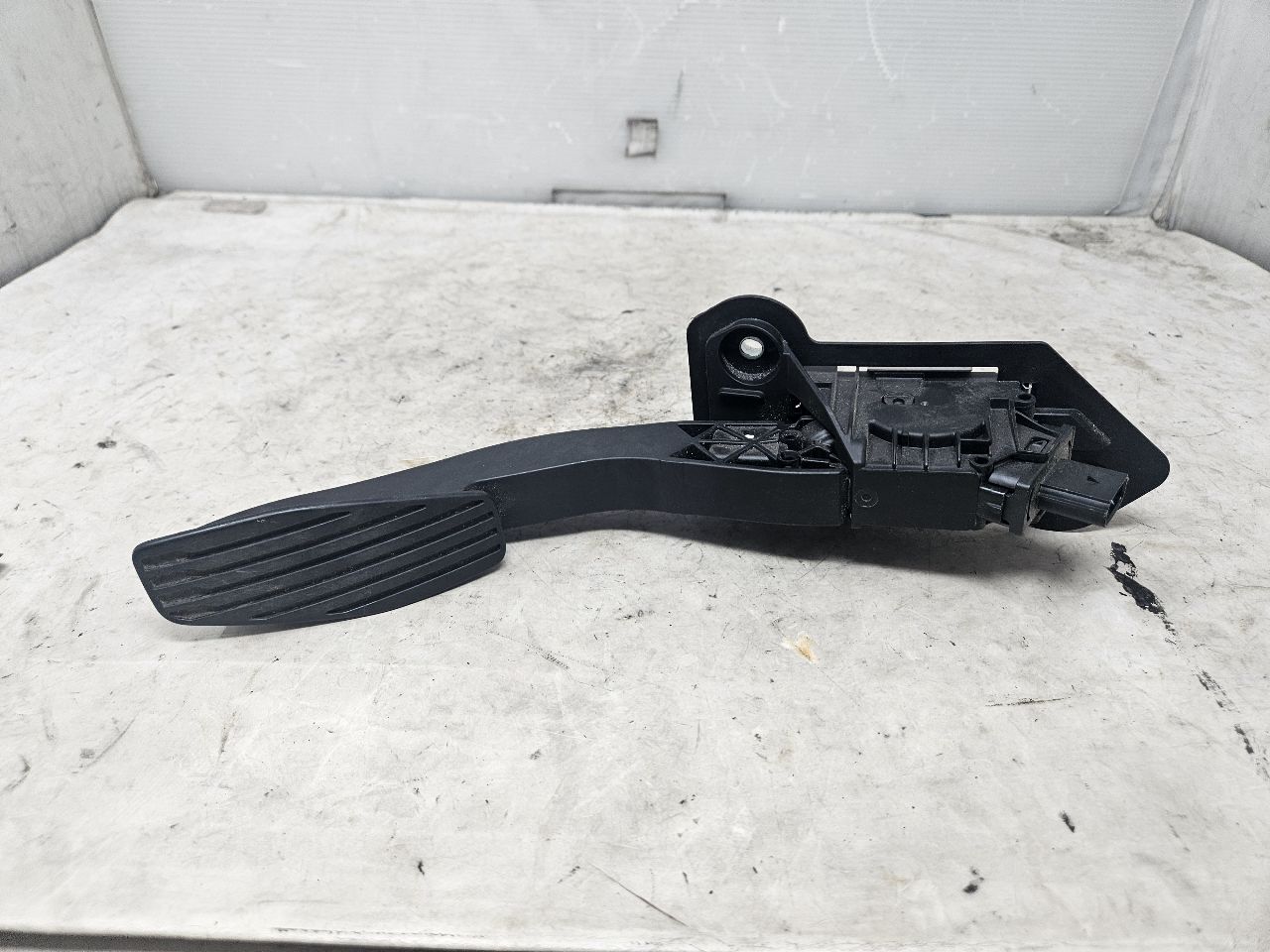 2019 SILVRDO15 GAS PEDAL THROTTLE POSITION 23363936 31421 - image 6