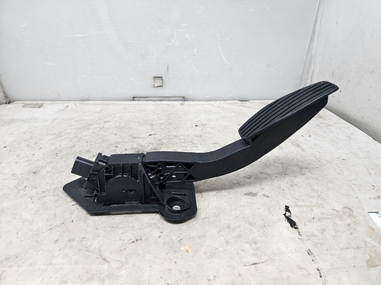 2020 SIERDEN15 GAS PEDAL THROTTLE POSITION 84024307 31425 - image 6