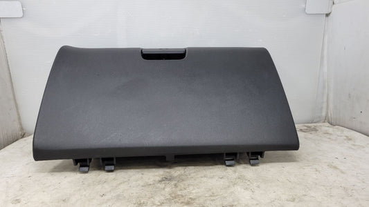 2020 SIERDEN15 LOWER GLOVE BOX JET BLACK 84093881 31549 - image 2