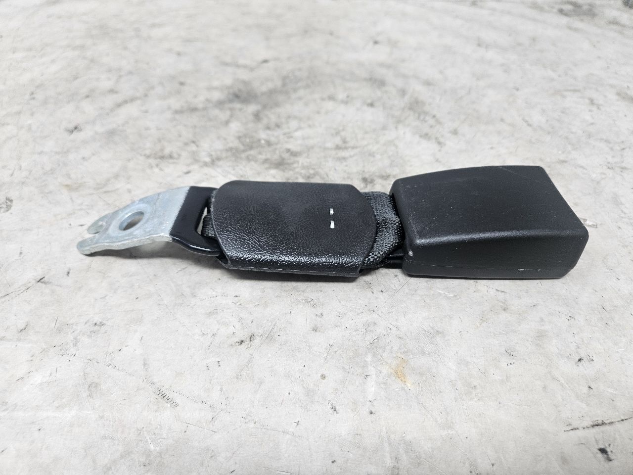 2021 CAMARO REAR SEAT BELT BUCKLE LH RH 84002412 31630 - image 11