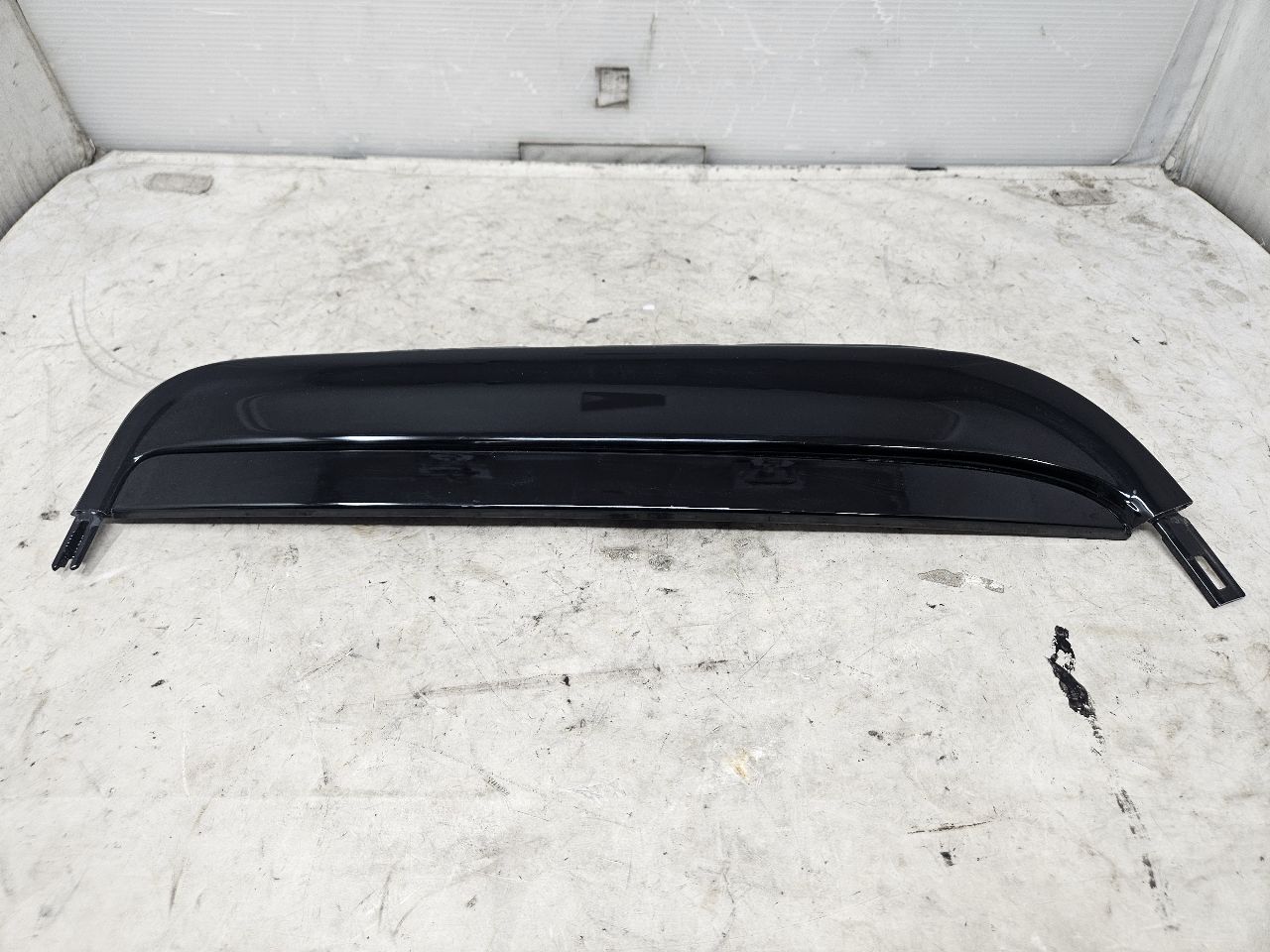 2023 SIERRA150 LH REAR DOOR BLACK APPLIQUE 84966051 31721 - image 10