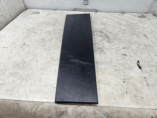 2024 SILVRDO15 RH REAR DOOR APPLIQUE TRIM 84945509 31788 - image 2