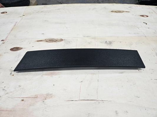 2024 SILVRDO15 FRONT RH DOOR APPLIQUE TRIM 84945503 31856 - image 2