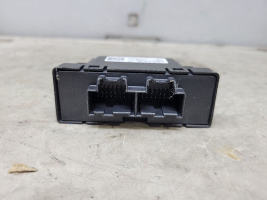 2019 ESCALADE NETWORK GATEWAY MODULE 13598291 31916 - image 2