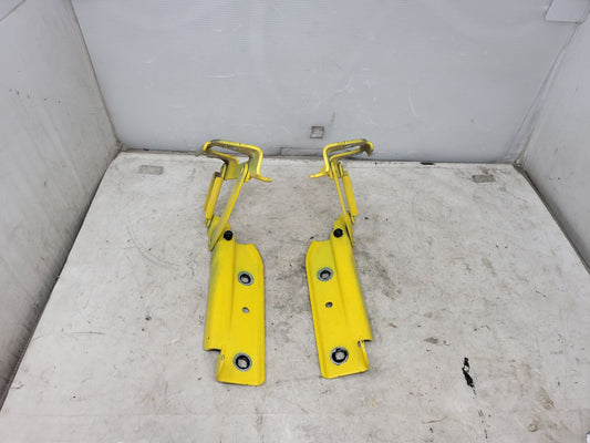 2010 CAMARO HOOD HINGES PAIR LH RH YELLOW 31961 - image 2