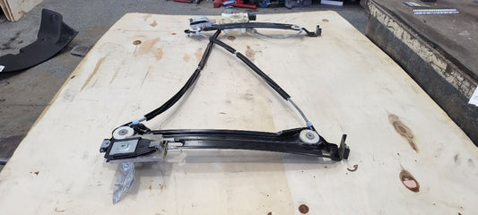 2010 CAMARO PASSENGER WINDOW REGULATOR & MOTOR 32017 - image 2