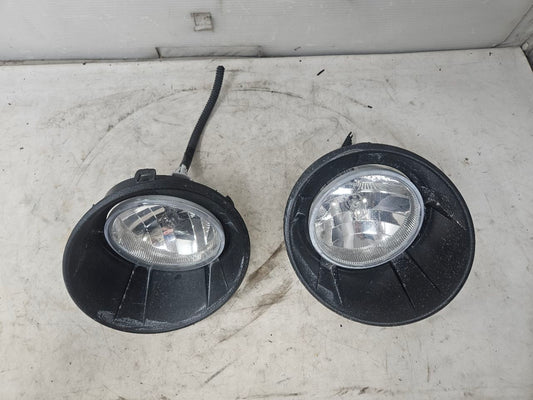 2010 CAMARO FOG LAMPS WITH BEZELS PAIR LH RH 32031 - image 2