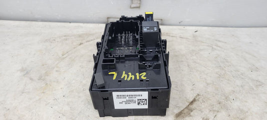 2020 ESCALAESV DASH CABIN FUSE BOX 84114432 32143 - image 2