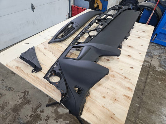 2019 CAMARO UPPER DASH PANEL & RH BAG 32515 - image 2