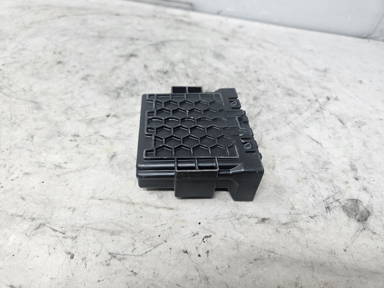 2020 ESCALADE SERIAL DATA GATEWAY MODULE 13598291 32566 - image 10