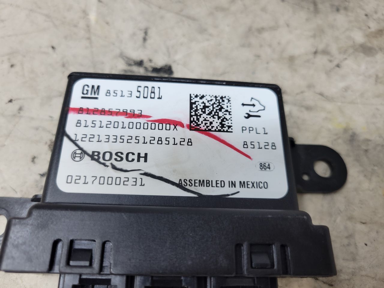 2022 SILVRDO15 PARK ASSIST MODULE 85135081 32854 - image 8