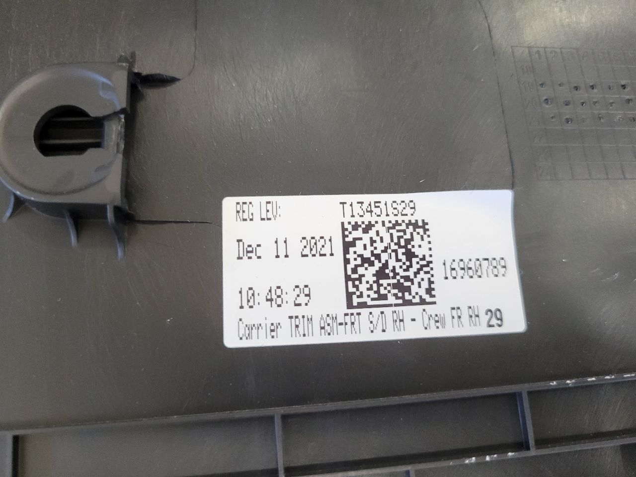 2022 SILVRDO15 RH FRONT DOOR PANEL TRIM BLACK BOSE 32872 - image 14