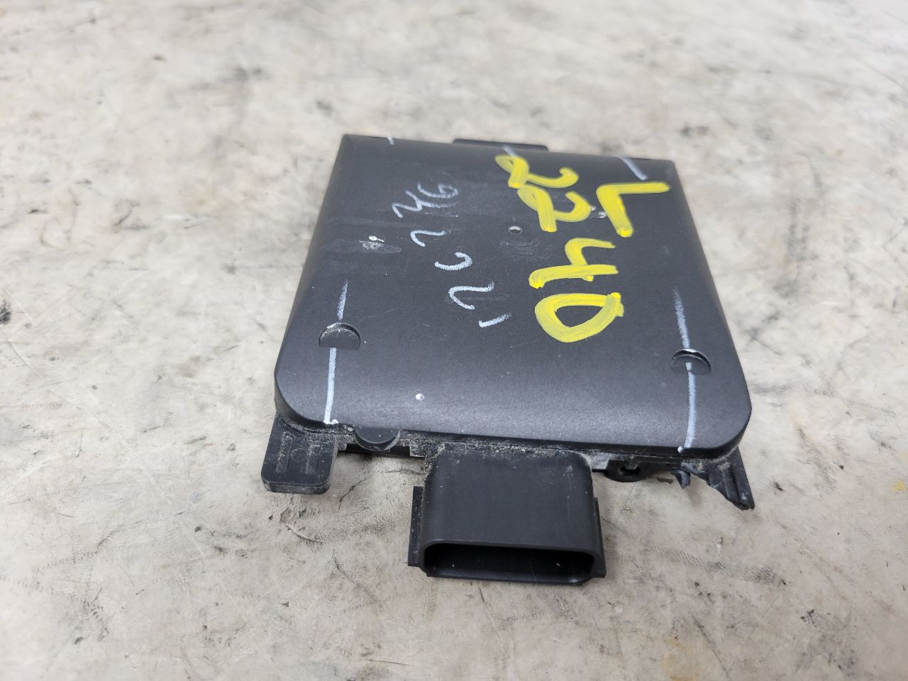 2022 SILVRDO15 LH RADAR BLIND SPOT MODULE 84729102 32897 - image 10