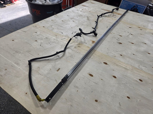 2019 ESCALADE LH DRIVER RUNNING BOARD LIGHT ONLY 32940 - image 2